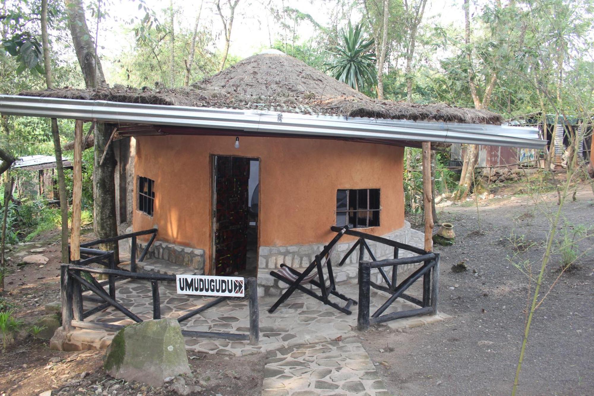 Red Rocks Rwanda - Campsite & Guesthouse Nyakinama エクステリア 写真